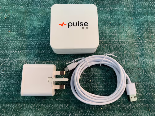 02. The Pulse One unit, along with USB cable and mains adaptor