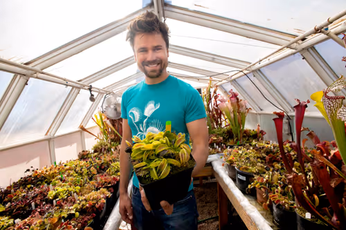 Jeremiah Harris, holding his record-breaking Dionaea 'Alien'!